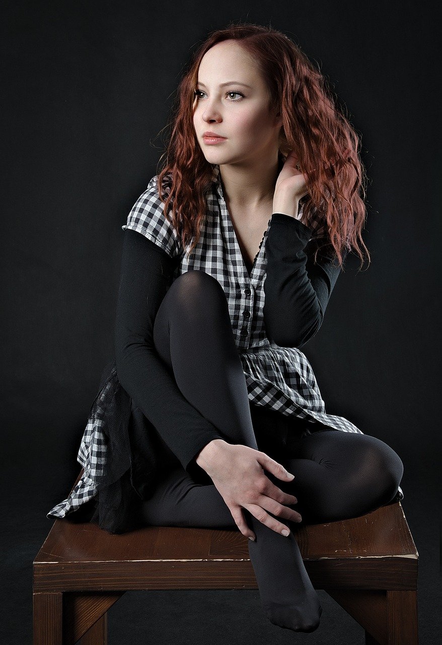 woman, girl, beauty, sitting, thoughtfulness, expectancy, thinking, thoughtful, thinking, thinking, thinking, thinking, thinking